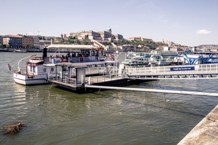 Hajóval a Dunán: közösségi vizi-közlekedés Budapesten